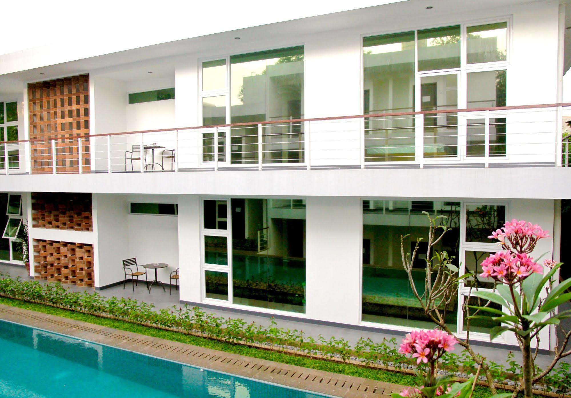 Ampera Avenue Residence Джакарта Екстериор снимка